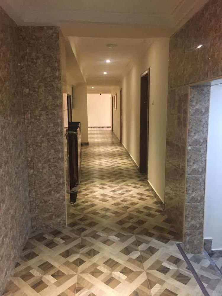 Ampomaah Hotel Accra Bagian luar foto
